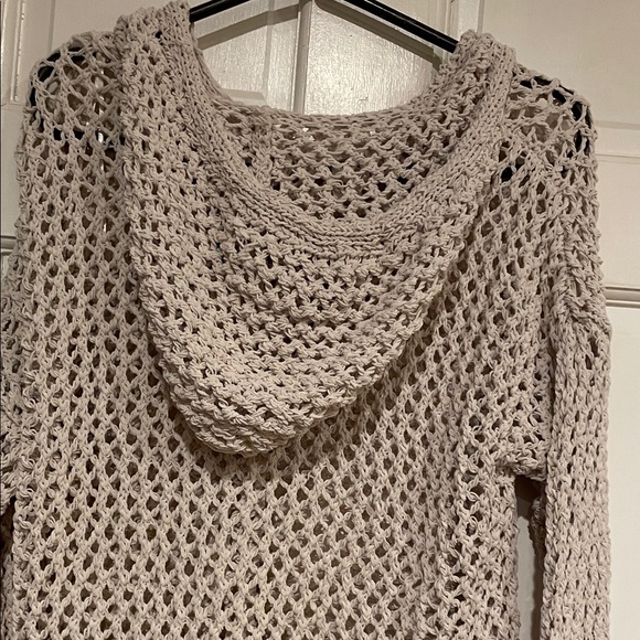 Nicole Miller Cream Knit Cowl Sweater - Picture 5 of 6